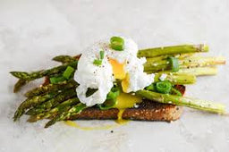 Poached eggs & asparagus on toast