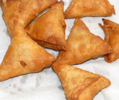 Vegetable Samosas, 4 pack